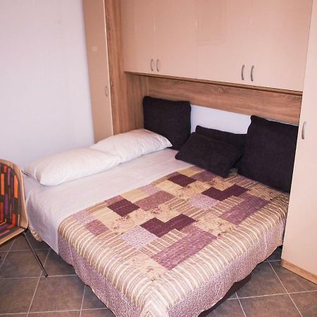 House Nataniel In Omis Near Sea Apartment Exterior foto