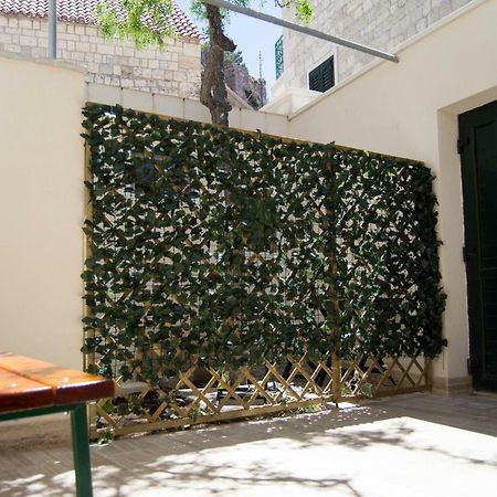 House Nataniel In Omis Near Sea Apartment Exterior foto