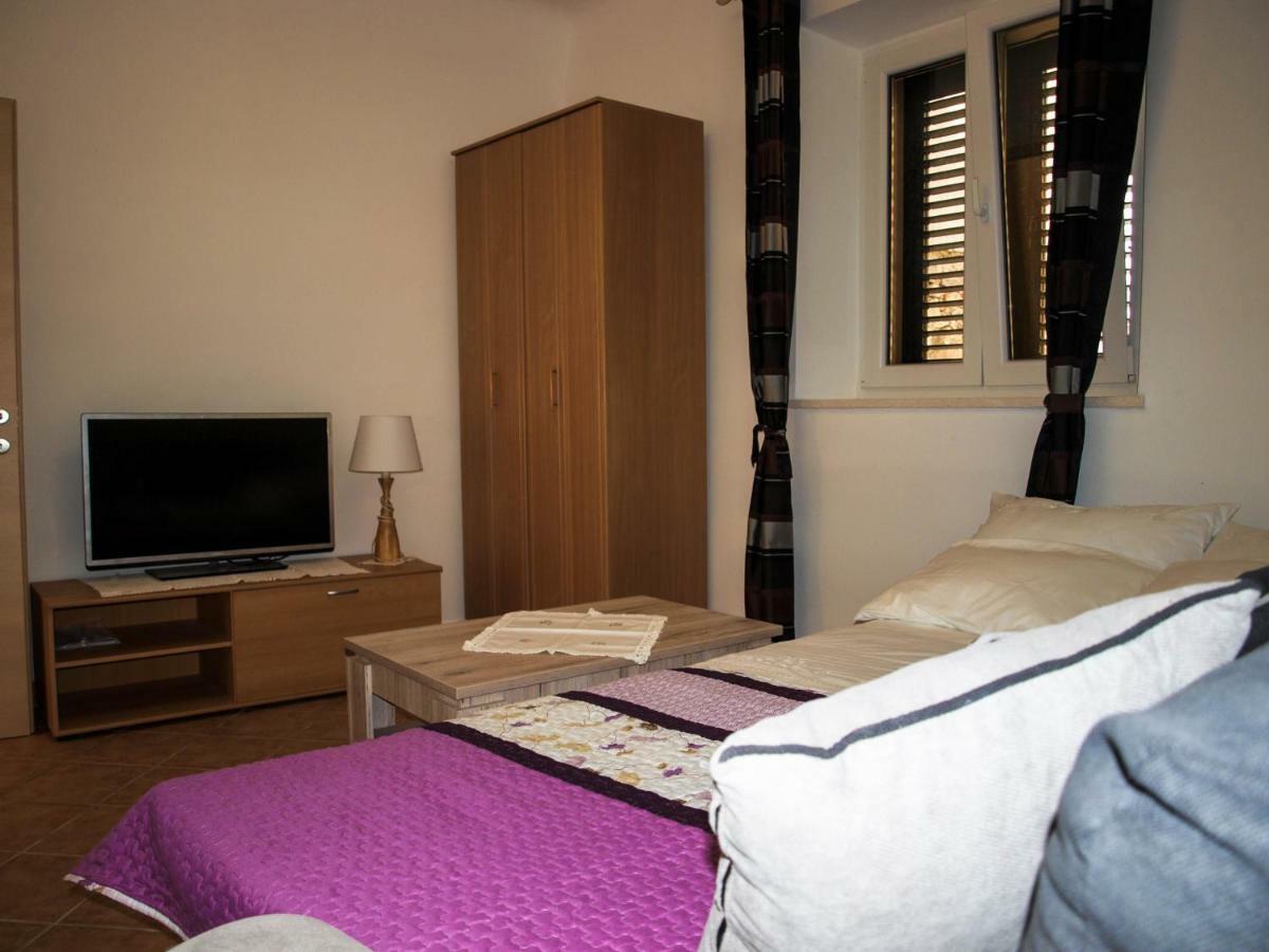 House Nataniel In Omis Near Sea Apartment Exterior foto