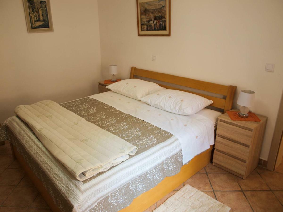 House Nataniel In Omis Near Sea Apartment Exterior foto