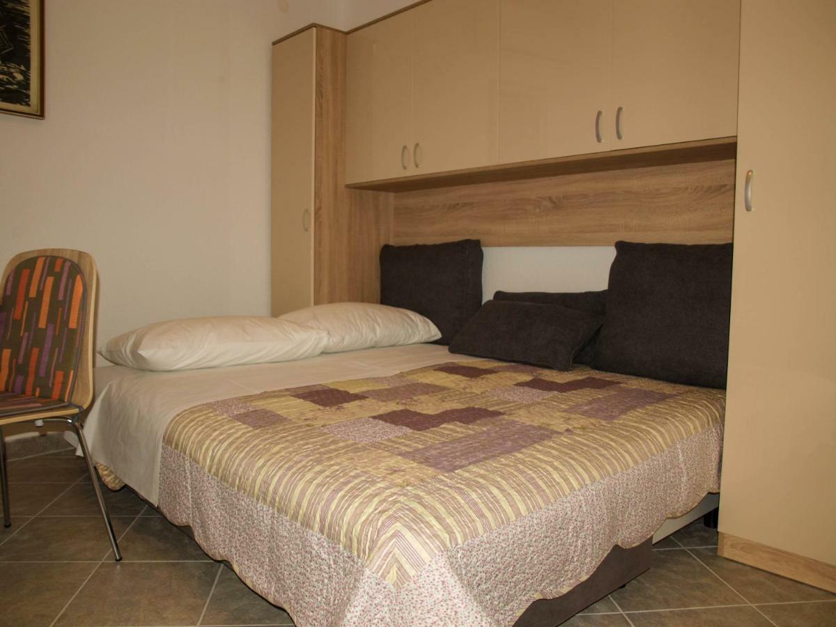 House Nataniel In Omis Near Sea Apartment Exterior foto